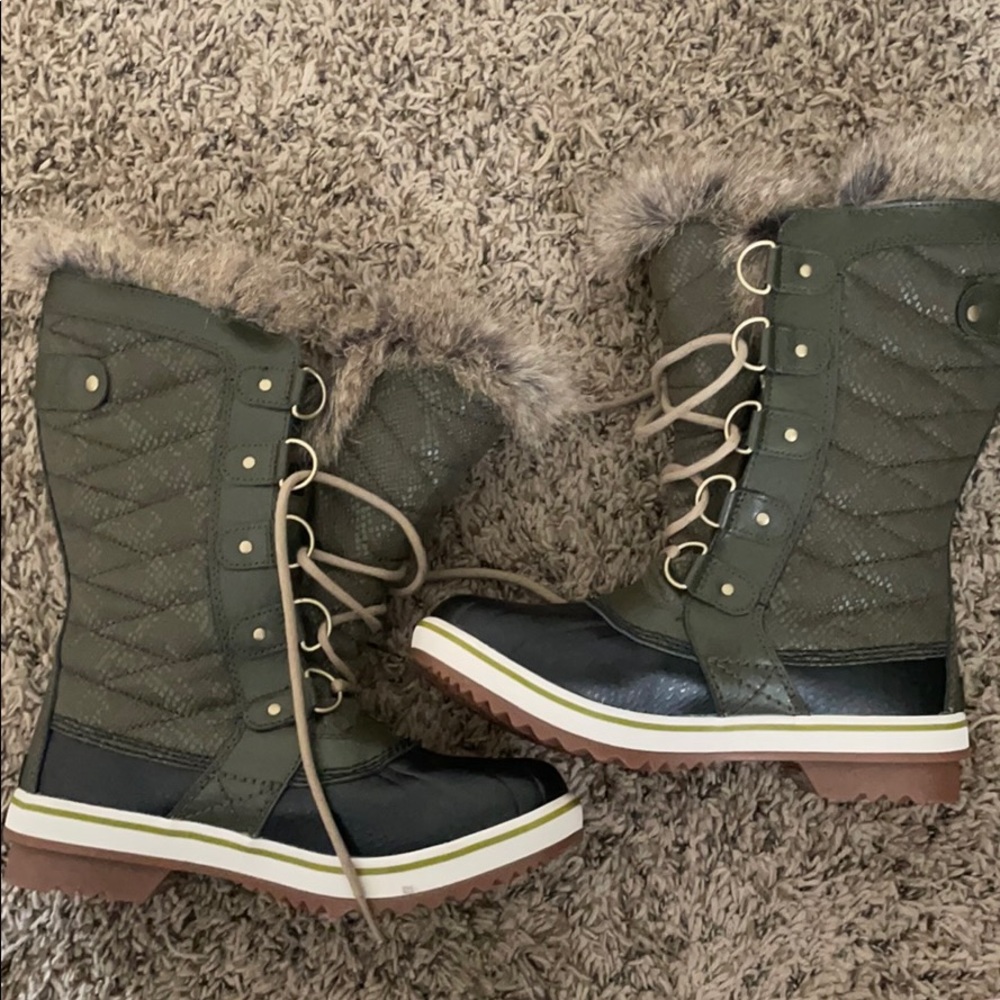 Sorel snow boots